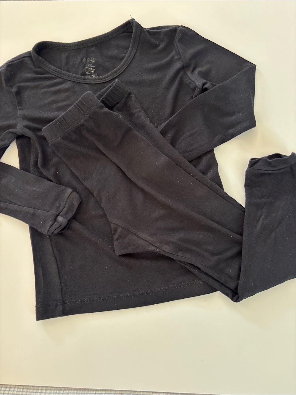 Kyte Black Long Sleeve Pajama Set - Unbranded